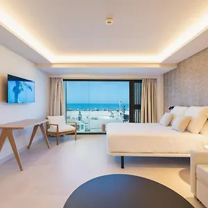  Aparthotel Playa Victoria Spanien
